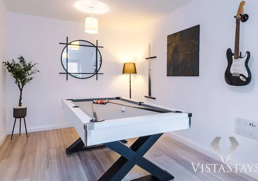 NEW! Modern 3 Bed w/ Pool Table & Parking